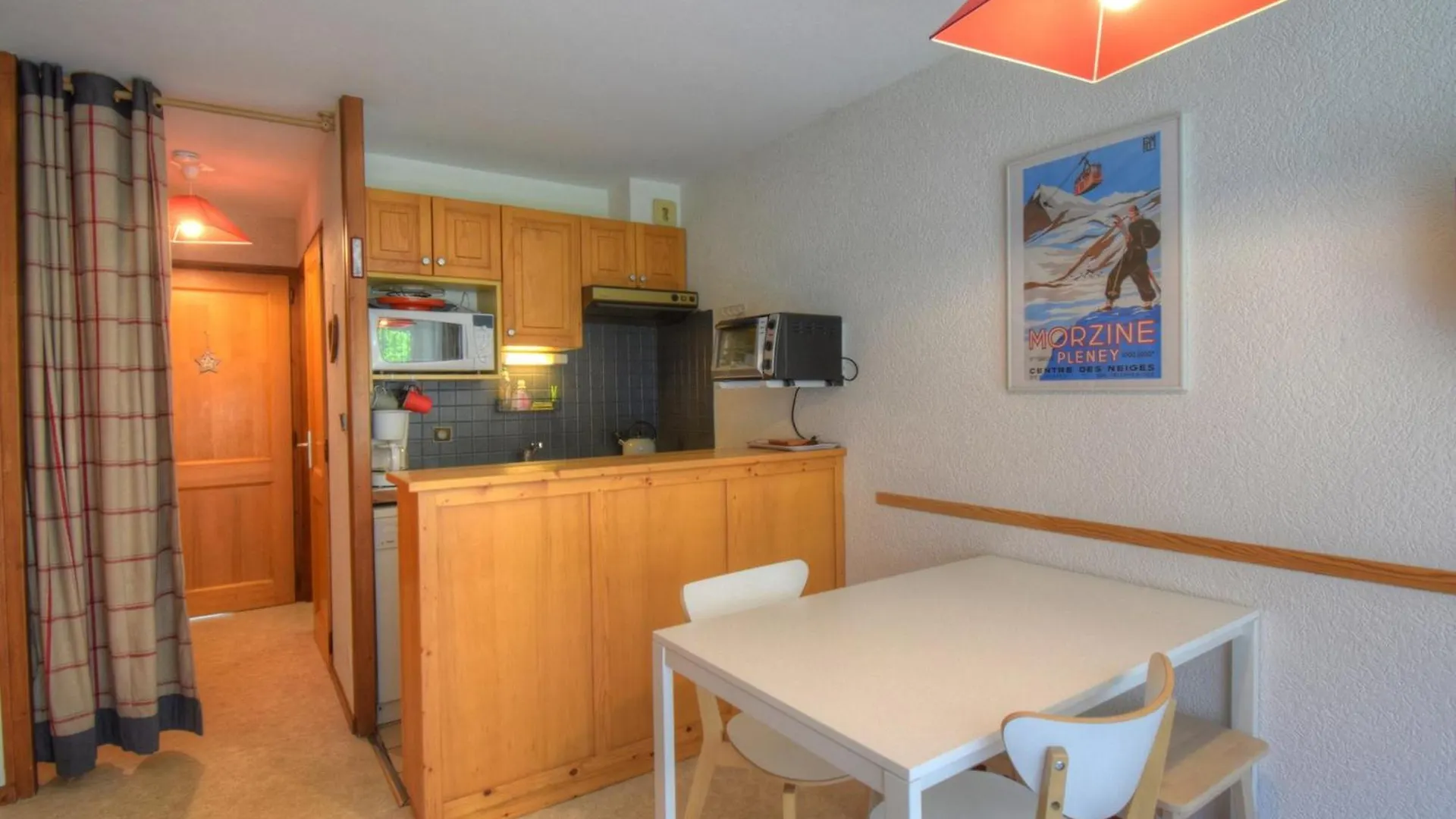 Studio Renove A Morzine, Proche Centre, Balcon, Bien Equipe, Pour 4 Pers., Navettes Gratuites - Fr-1-524-66 Apartment Morzine